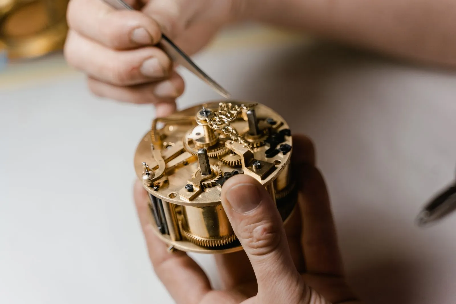 What to Expect During Watch Battery Replacement